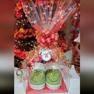 The Grinch Slippers